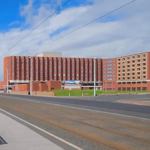 Grand Hotel